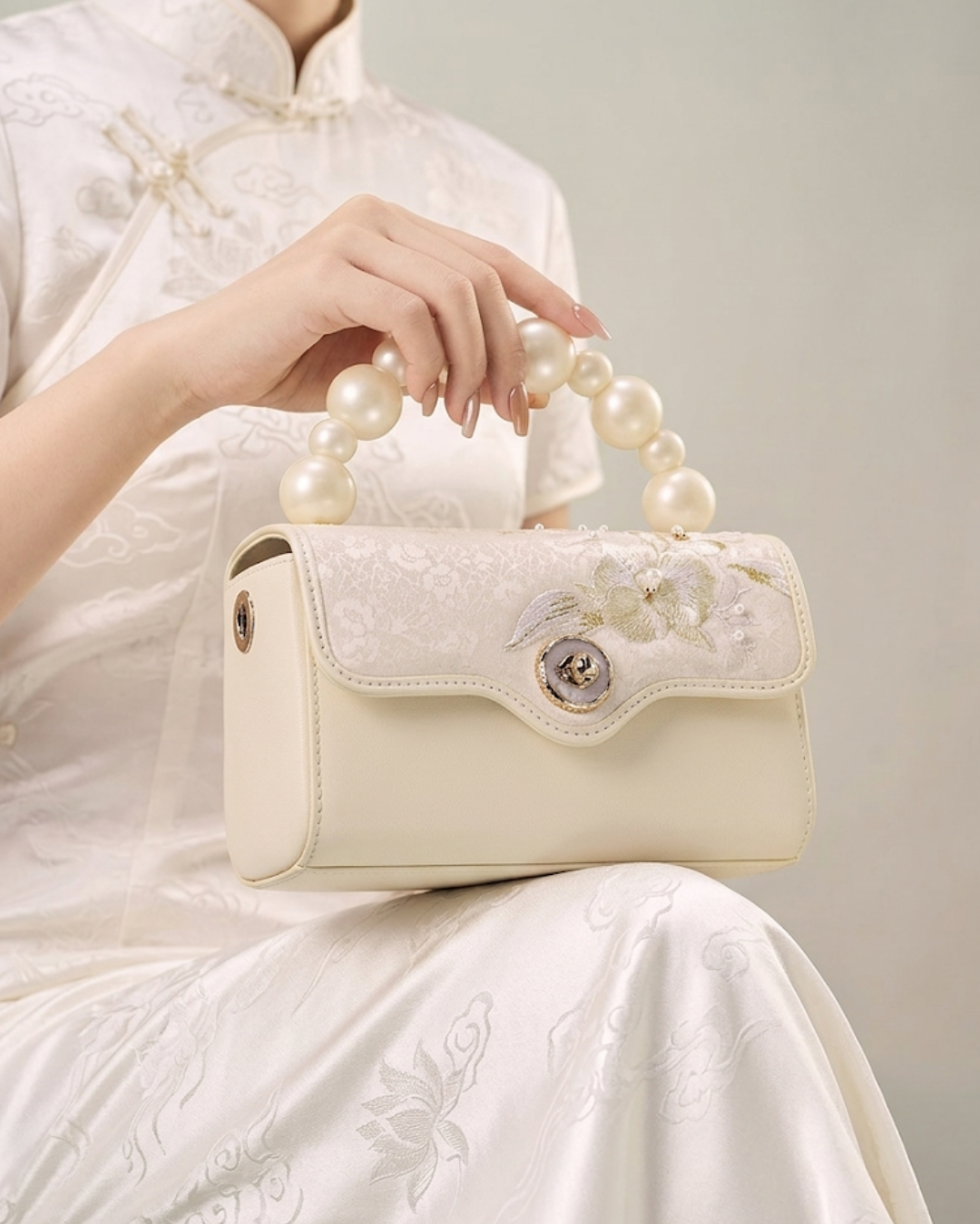 Tang Red 28 Embroidered Orchid Tote