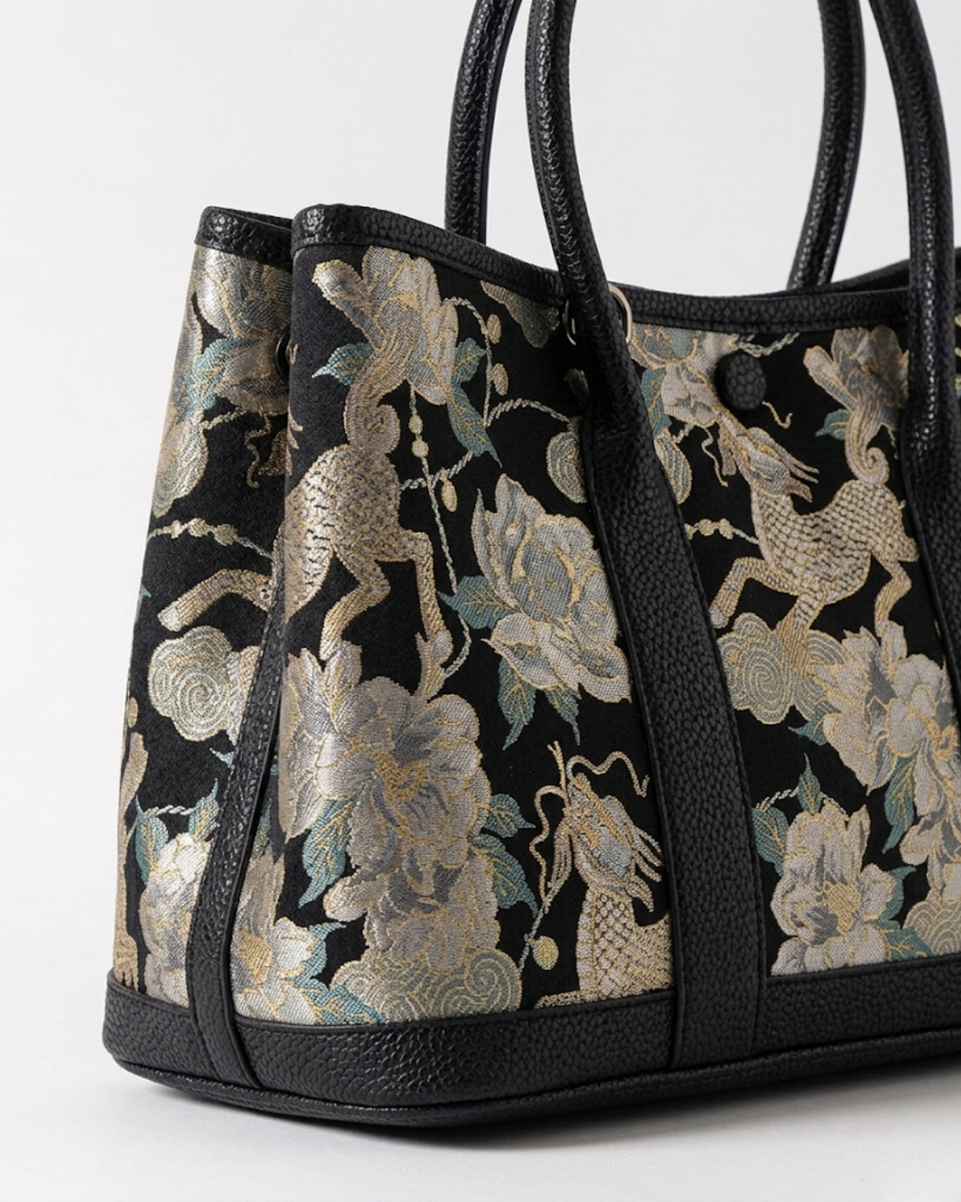 Tang Red 17 Gilt Qilin Peony Song Brocade Bag