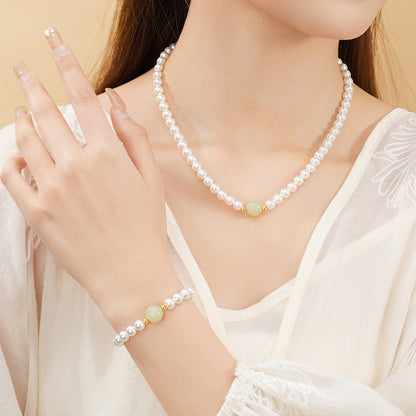 Luna Pearl Jade Jewellery Set