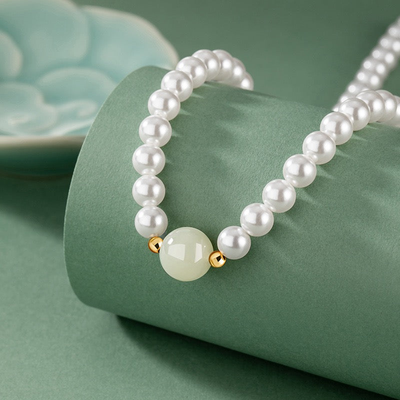 Luna Pearl Jade Jewellery Set