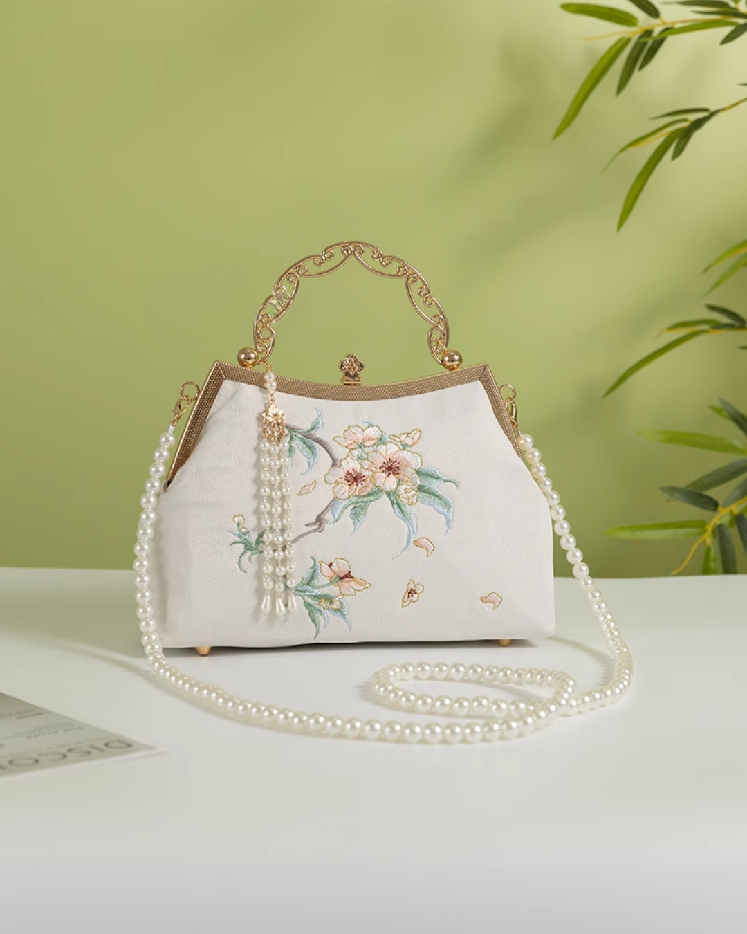 Tang Bloom Plum Blossom Clutch