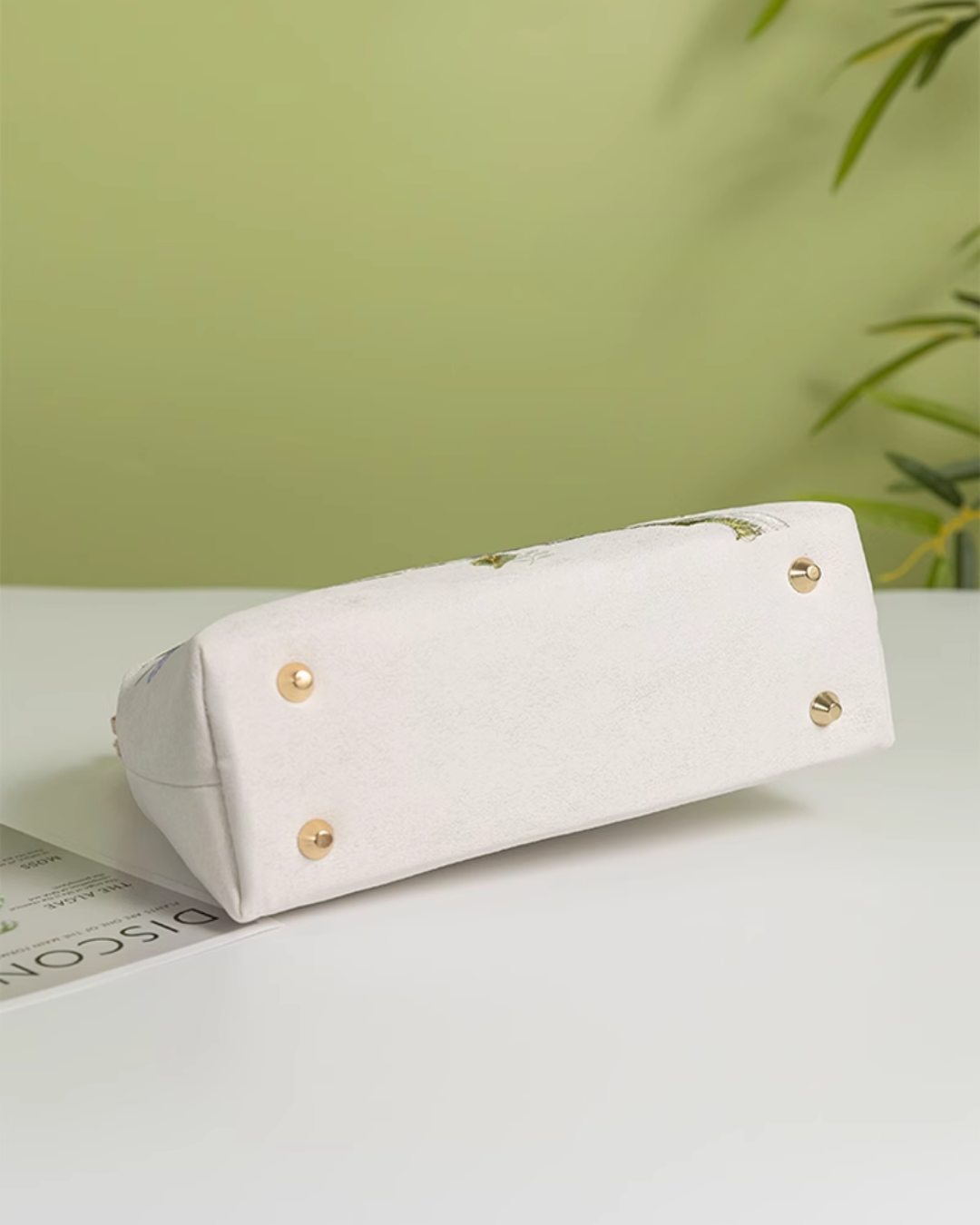 Tang Bloom Plum Blossom Clutch