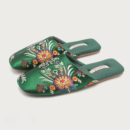 Hundred Flowers Embroidered Satin Women Indoor Slipper