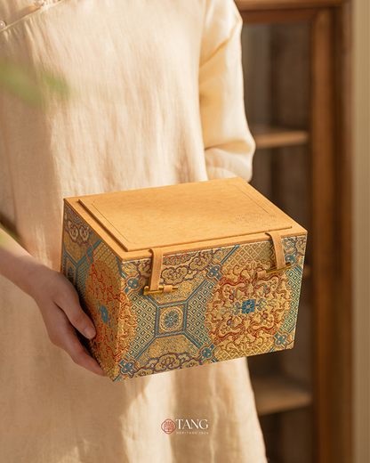 Imperial Brocade Ceramics Gift Box