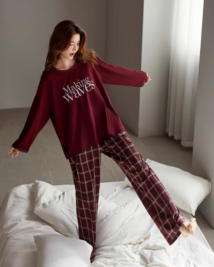 Hóng Pajamas Set (Shirt & Pants)