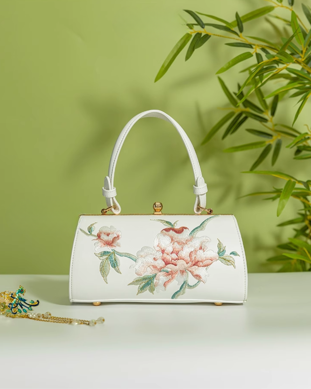 Tang Bloom Peony Clutch