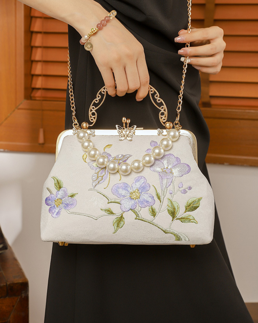 Tang Bloom Lily Bamboo-Handle Bag