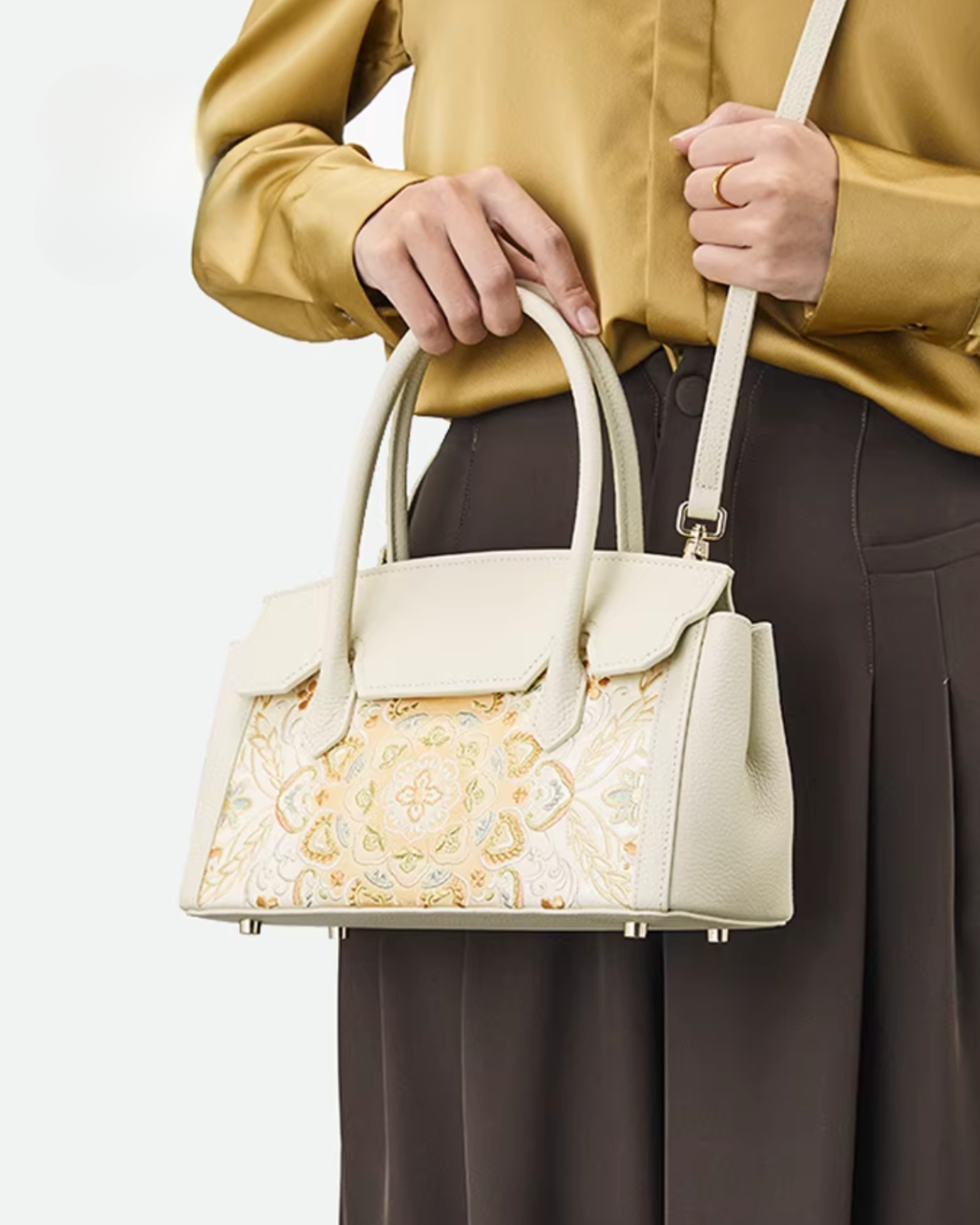 Tang Red 25 Embroidered Treasure Floral Short Tote