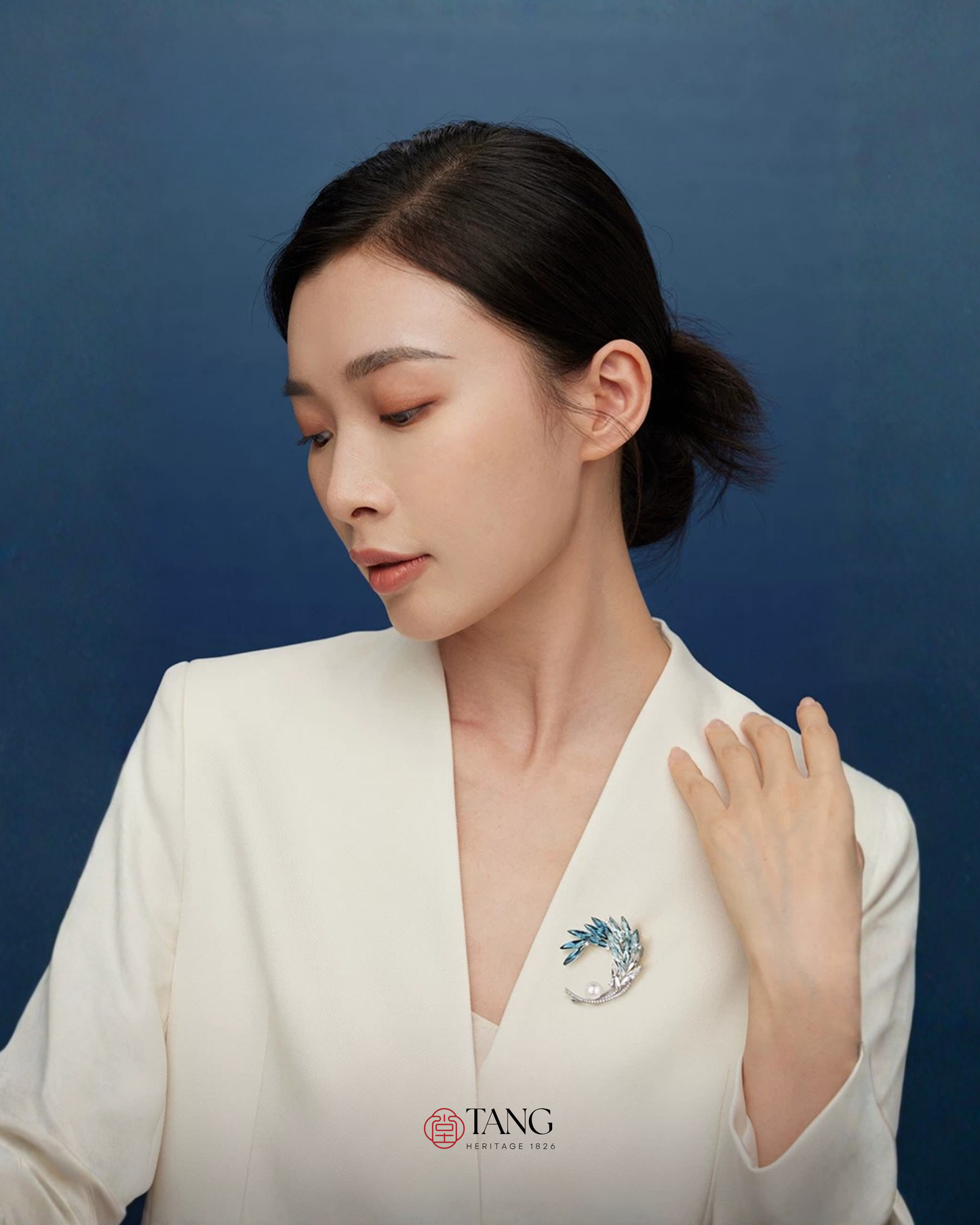 Moonlit Wave Brooch