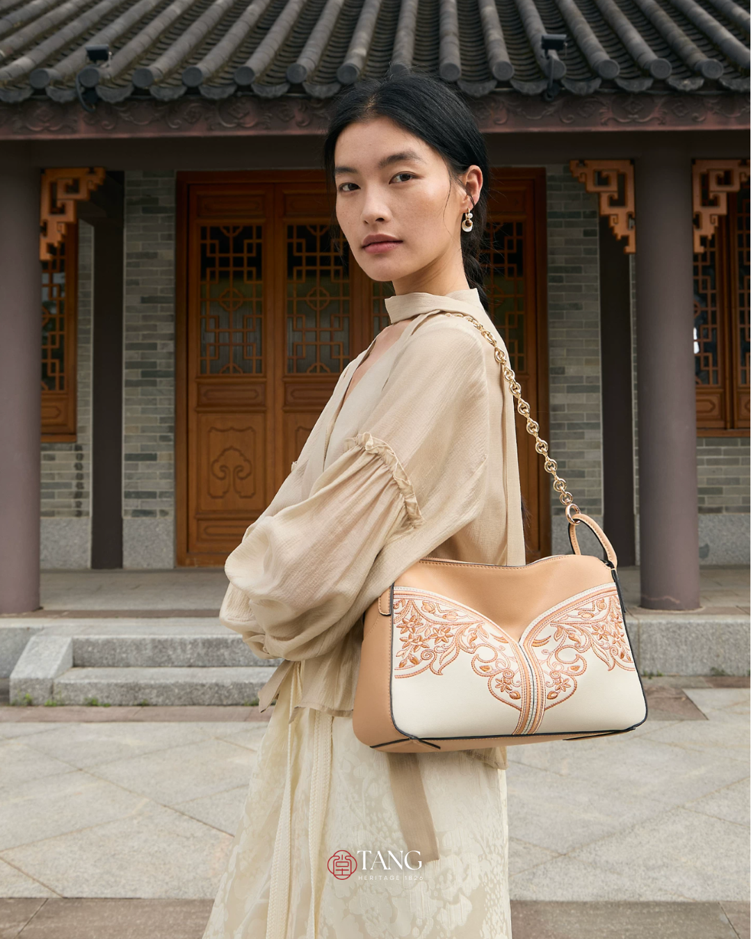 Tang Red 28 Embroidered Blooming Clouds Shoulder Bag