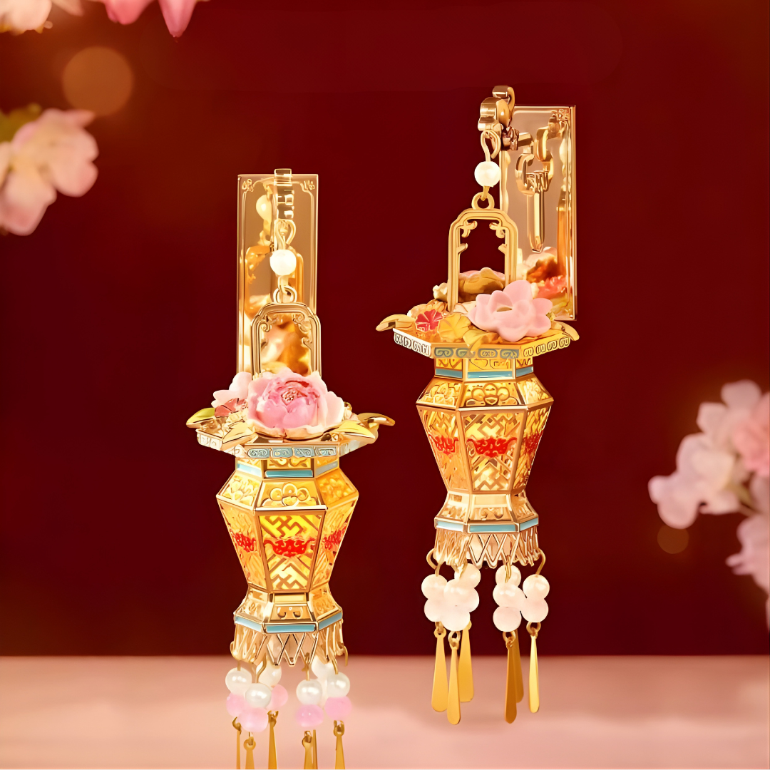 Blooming Court Lantern Fridge Magnet