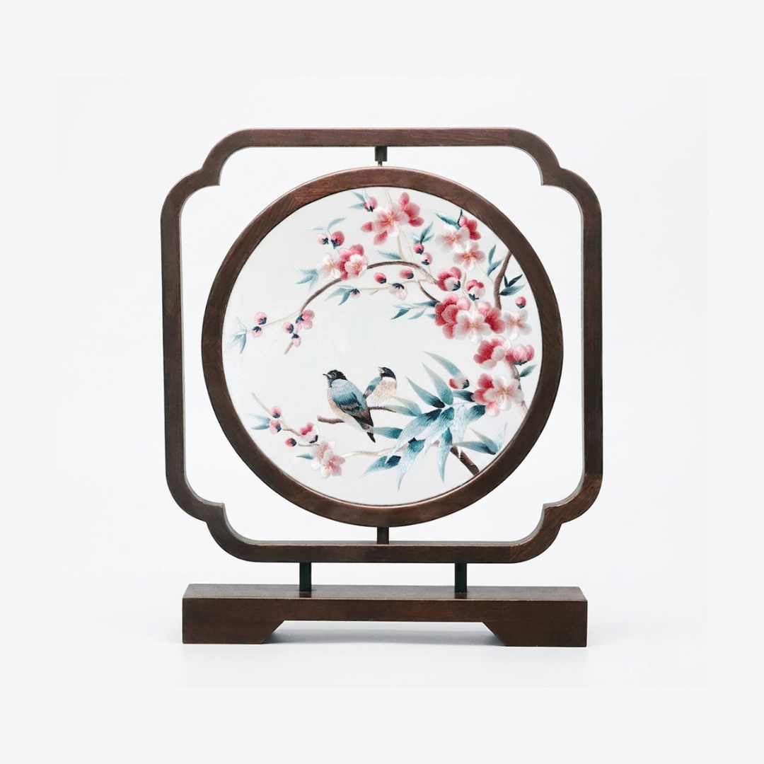 Su Embroidery Wood Ornament (Two Designs, Double-Sided)