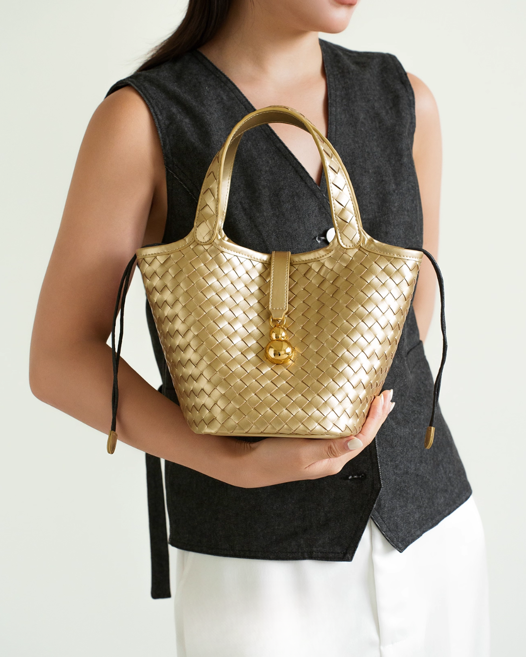 Tang Gold 25 Woven Bucket Bag