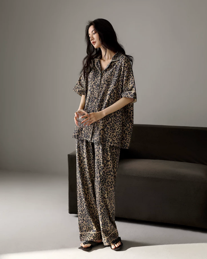 Yě Pajamas Set (Short Sleeve & Pants)