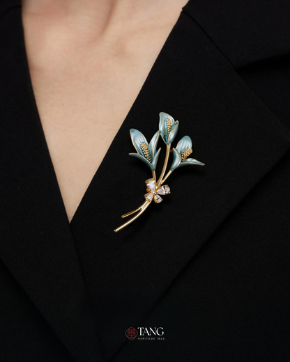 Wind Song Lily Brooch