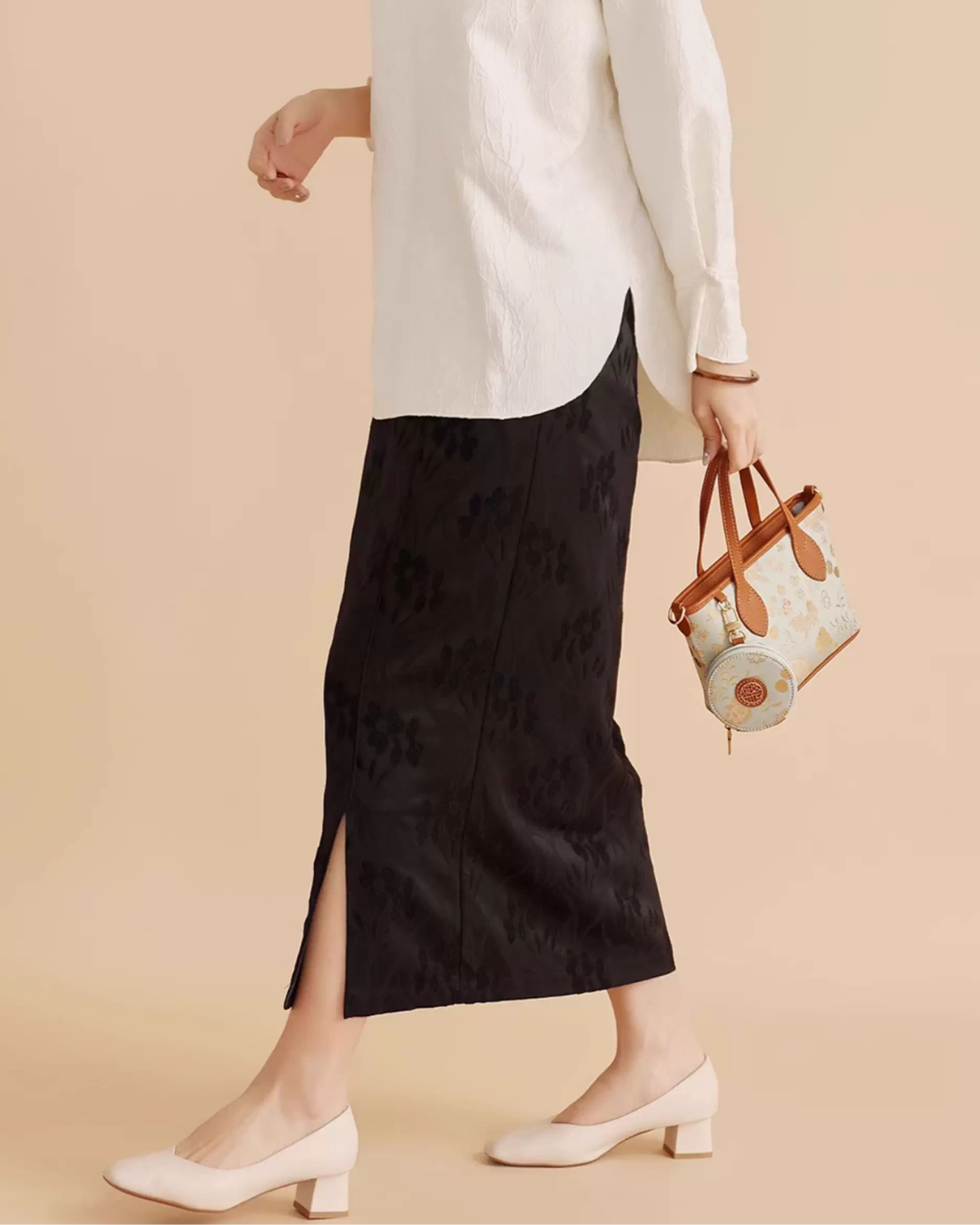 Tang Red 27 Gold Song Brocade Bucket Bag