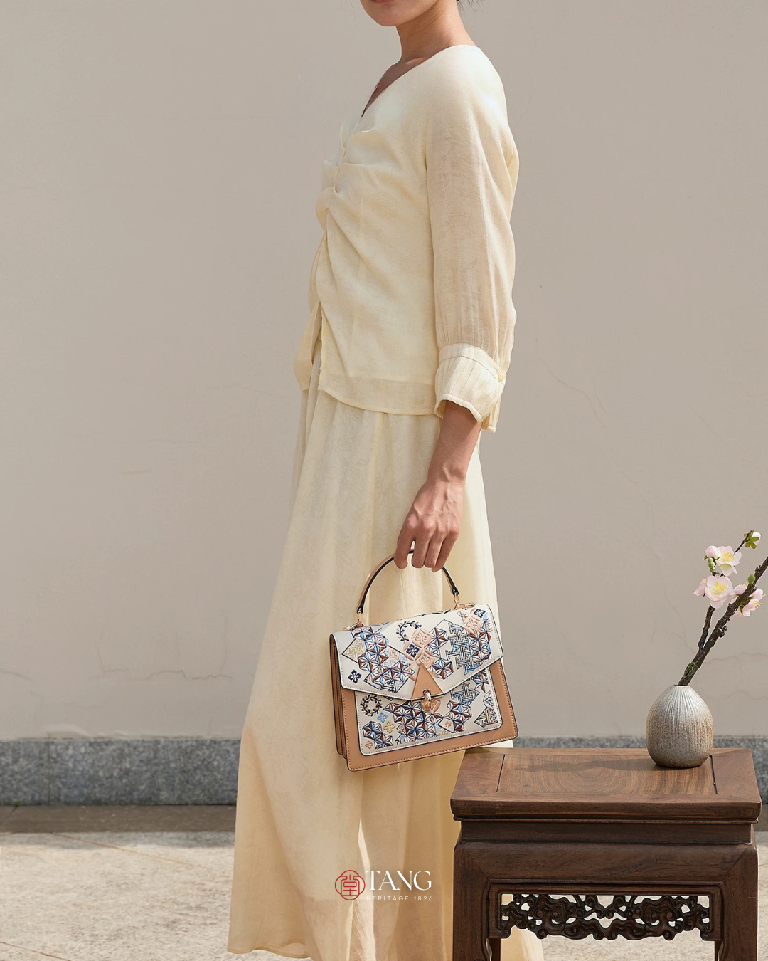 Tang Red 24 Embroidered Suozi Pattern Top-Handle Bag