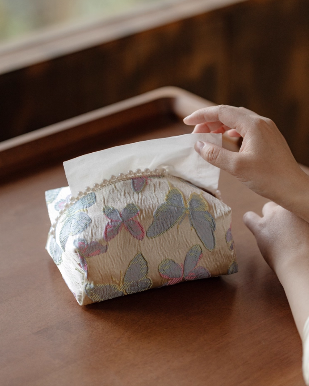 Silken Traces Tissue Box