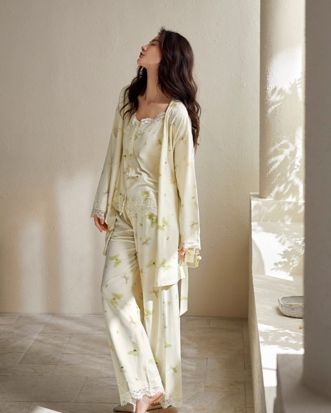 Chè Pajamas Set (Long-Sleeve & Pants)