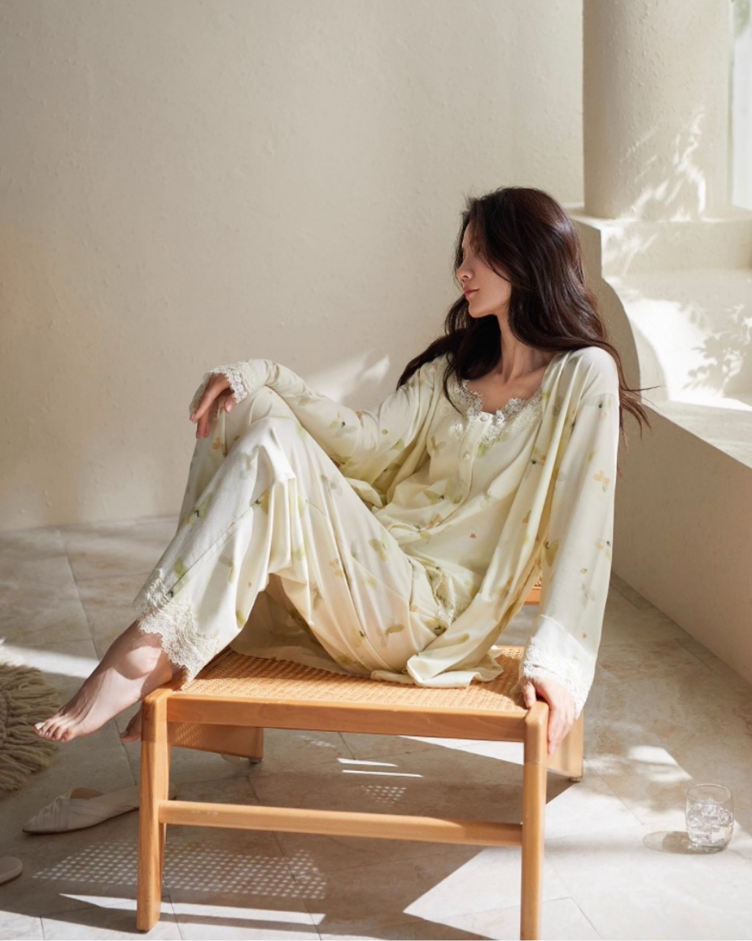 Chè Pajamas Set (Long-Sleeve & Pants)