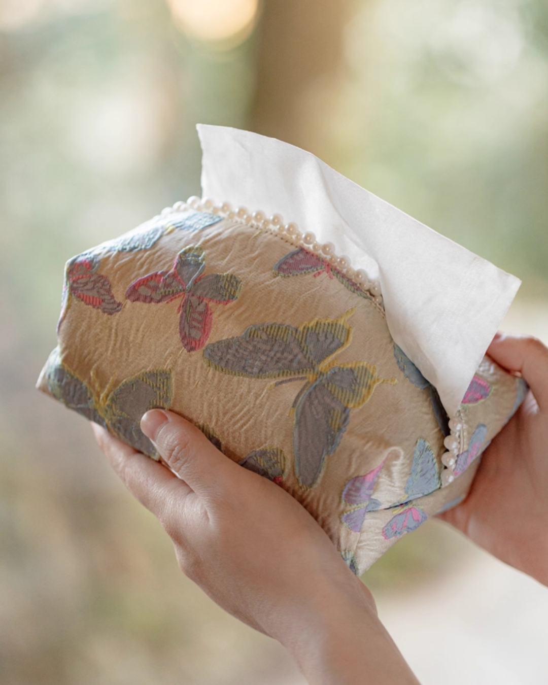 Silken Traces Tissue Box
