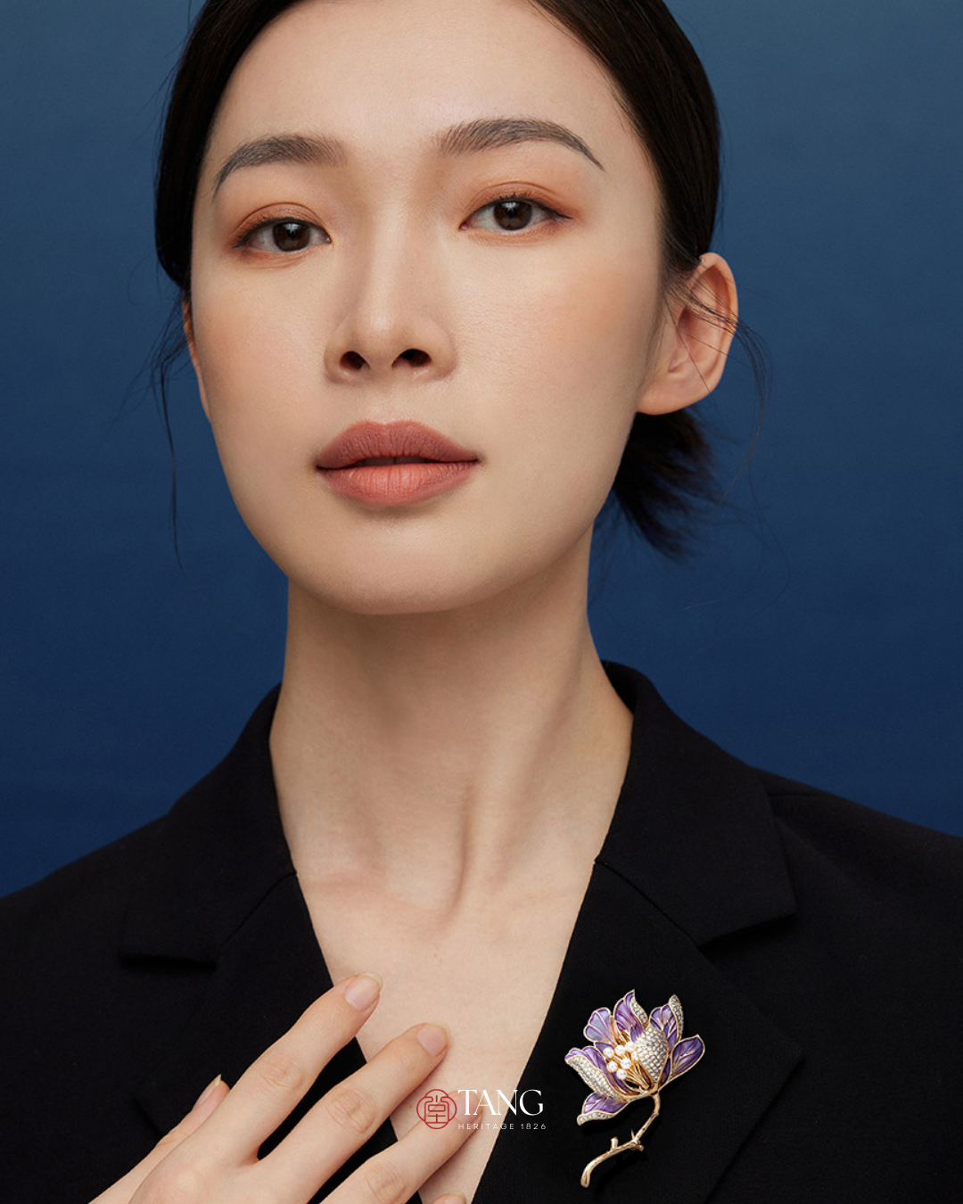 Pearl Heart Magnolia Brooch