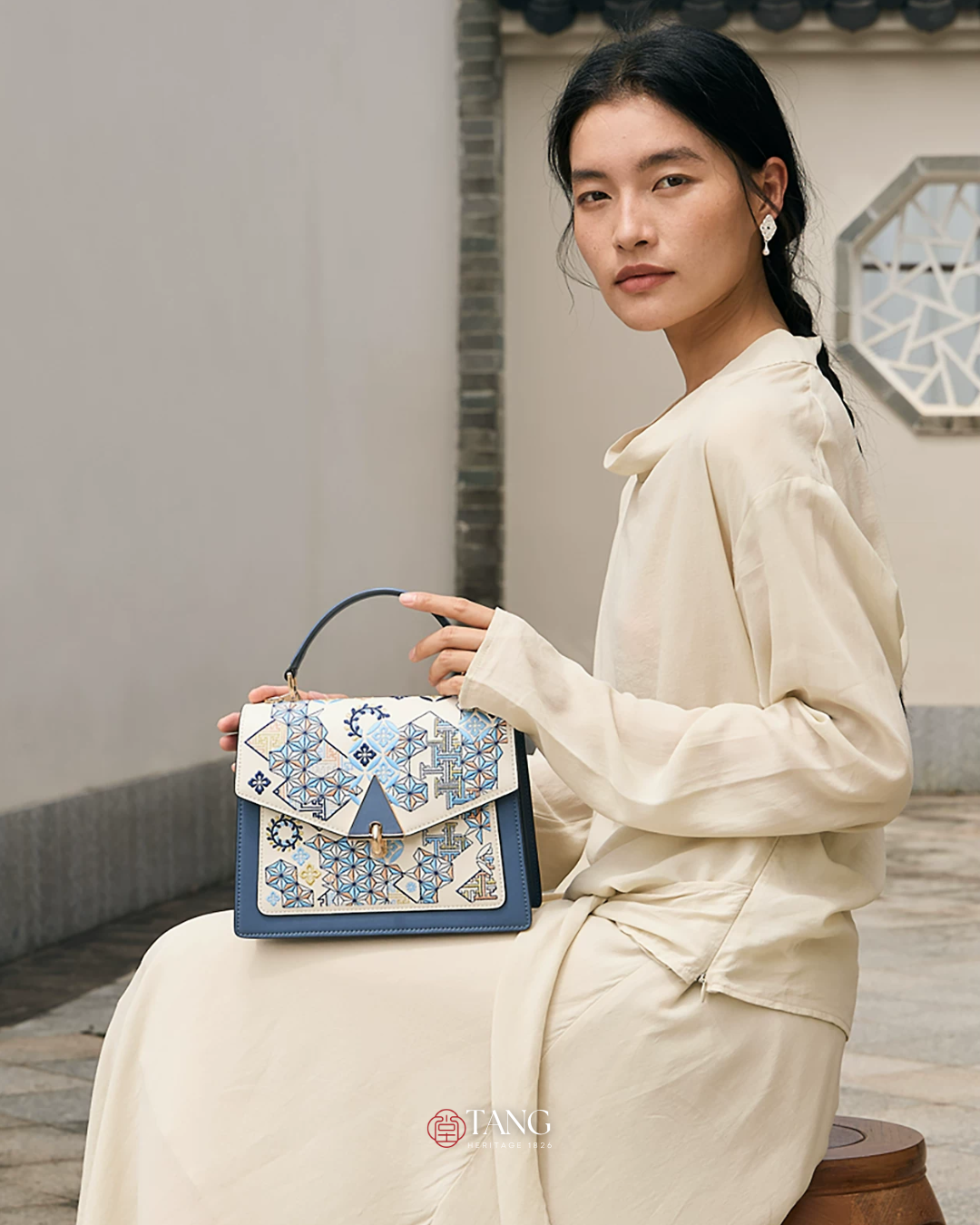 Tang Red 24 Embroidered Suozi Pattern Top-Handle Bag