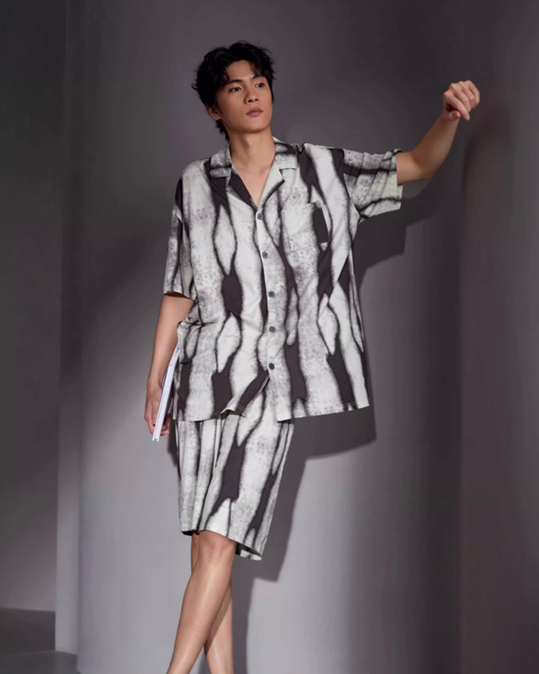 Yì Pajamas Set (Short-Sleeve & Shorts)