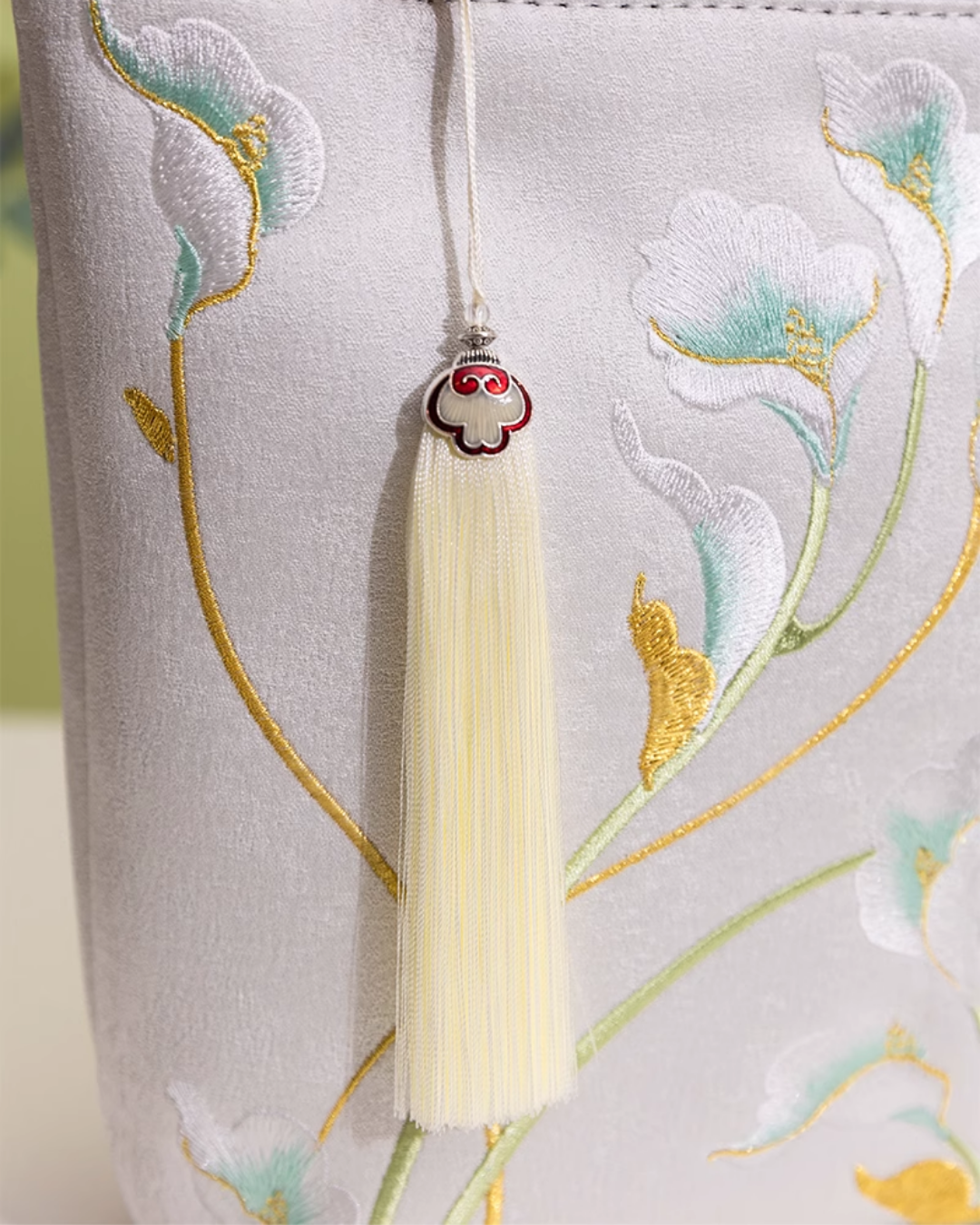 Tang Bloom Calla Lily Bamboo-Handle Bag