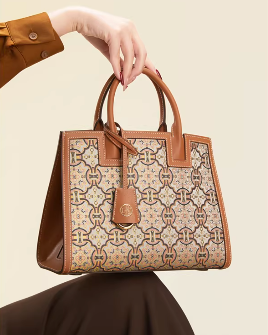 Tang Red 27 Ruyi Peony Song Brocade Tote
