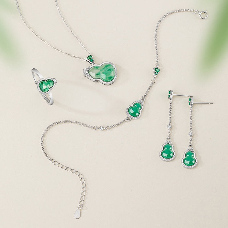 Mountain Mist African Jade Fortune Gourd Jewellery Set