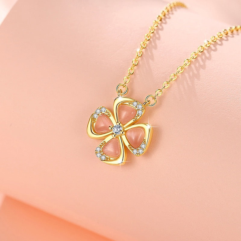 Lucky Clover Pink Cat's Eye Jewellery Set