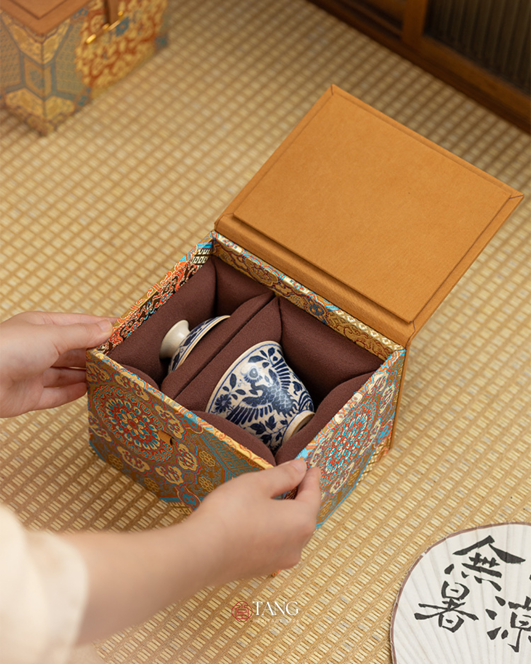 Imperial Brocade Ceramics Gift Box