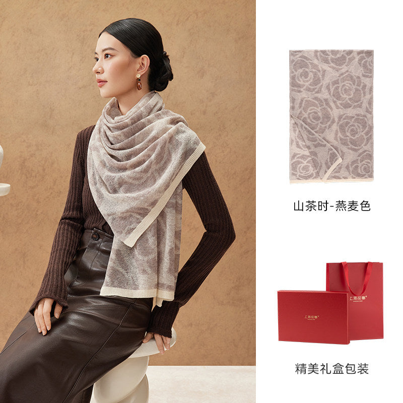 Camellia Season Jacquard Knit Wool Shawl / Scarf