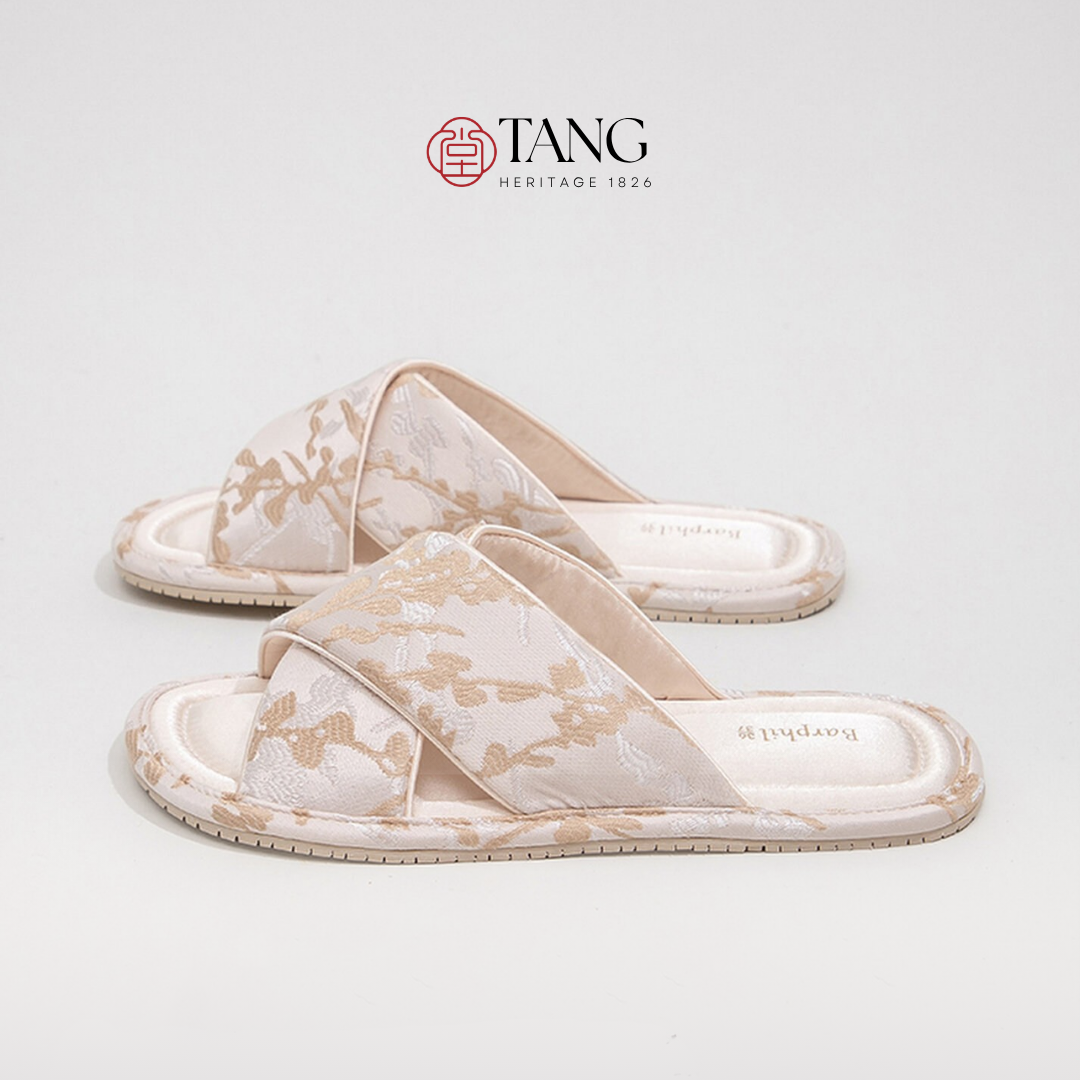 Cloud Vine Jacquard Satin Women Indoor Slipper