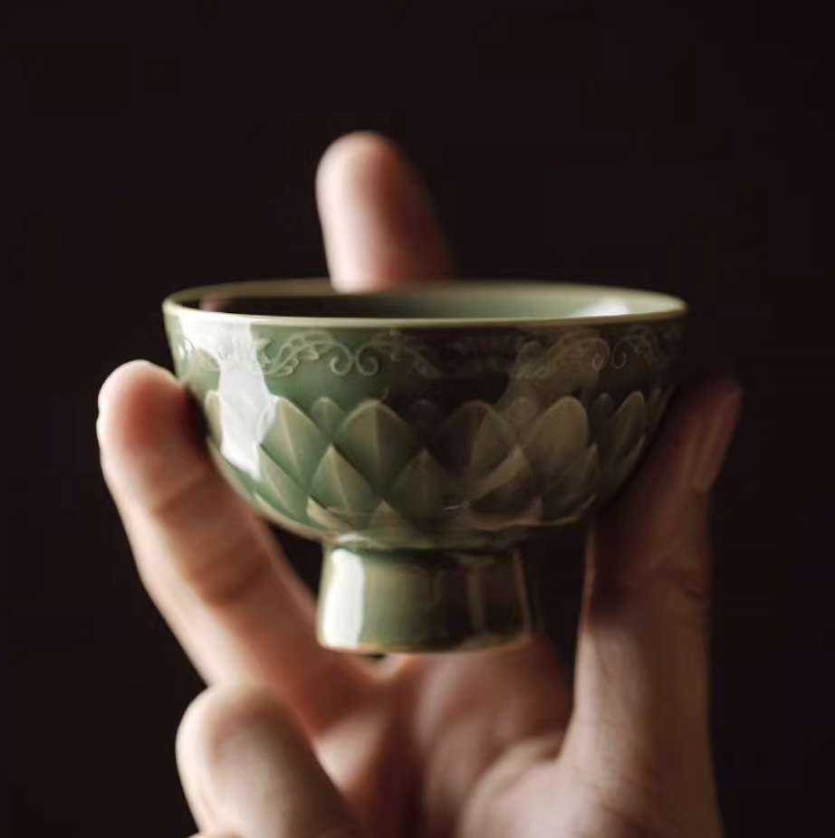 Yue Kiln Fish Scale Pattern Tea Cup