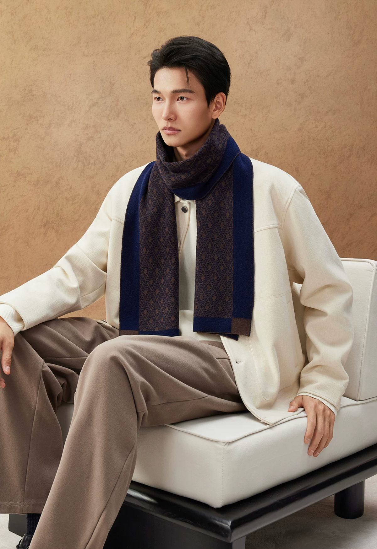 Diamond Shadow Men's Jacquard Knit Wool Scarf