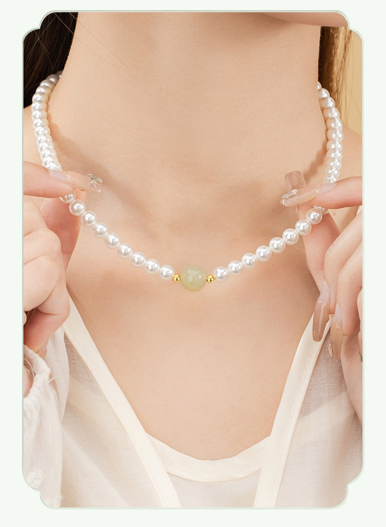 Luna Pearl Jade Jewellery Set