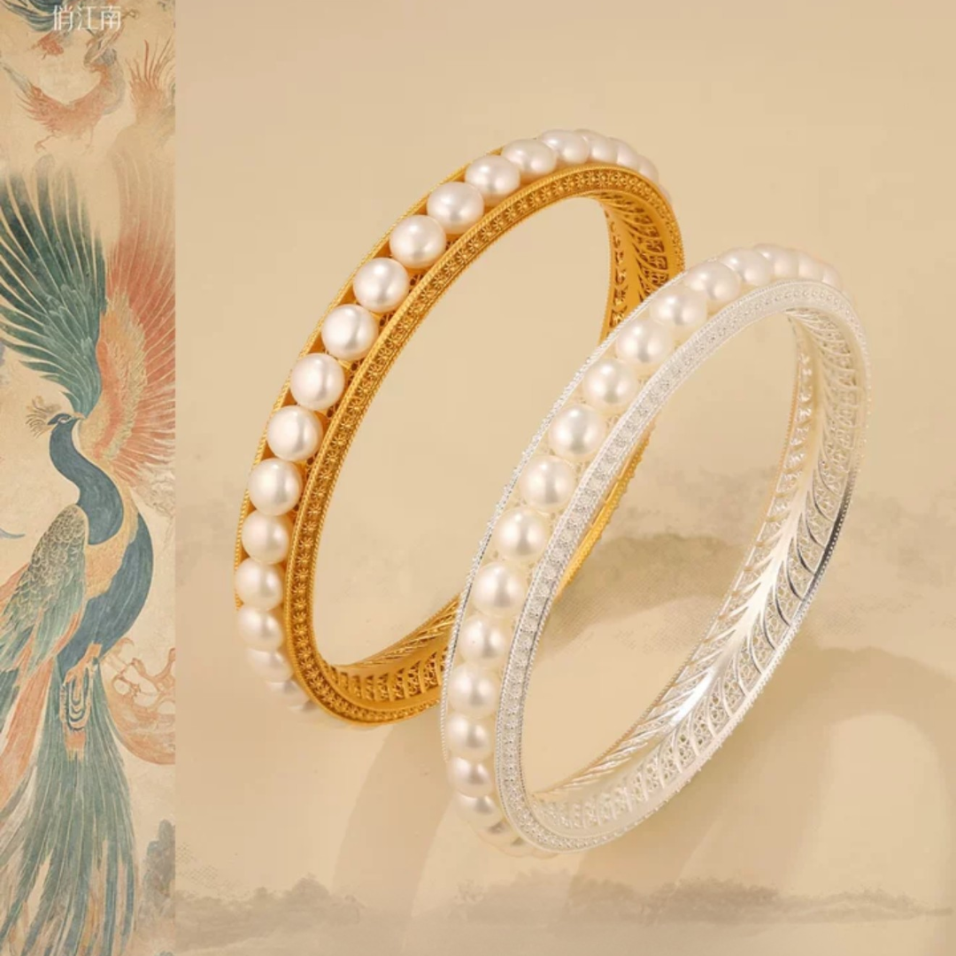 Gold Vermeil Empress Pearl Bangle