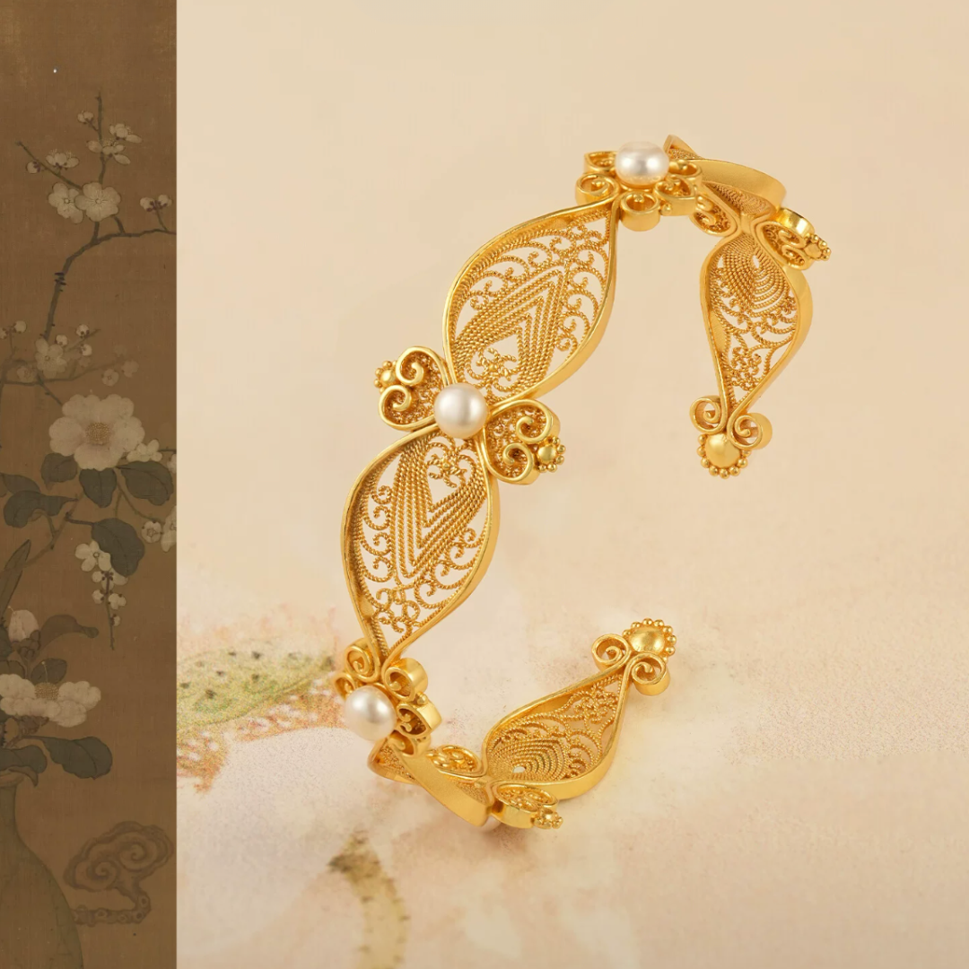 Gold Vermeil Pearl Whispers Cuff