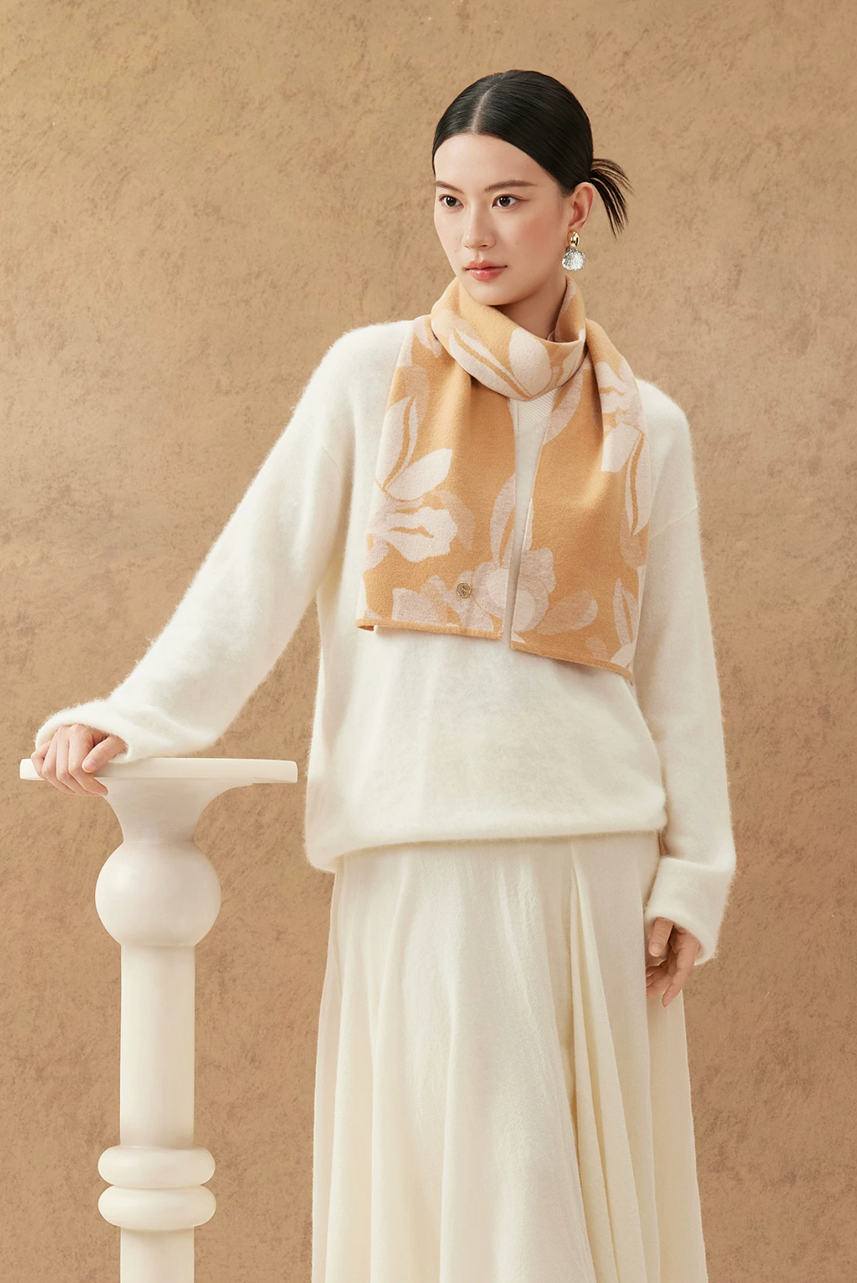 Golden Leaf Knit Wool Scarf