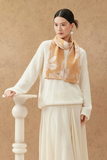 Golden Leaf Knit Wool Scarf