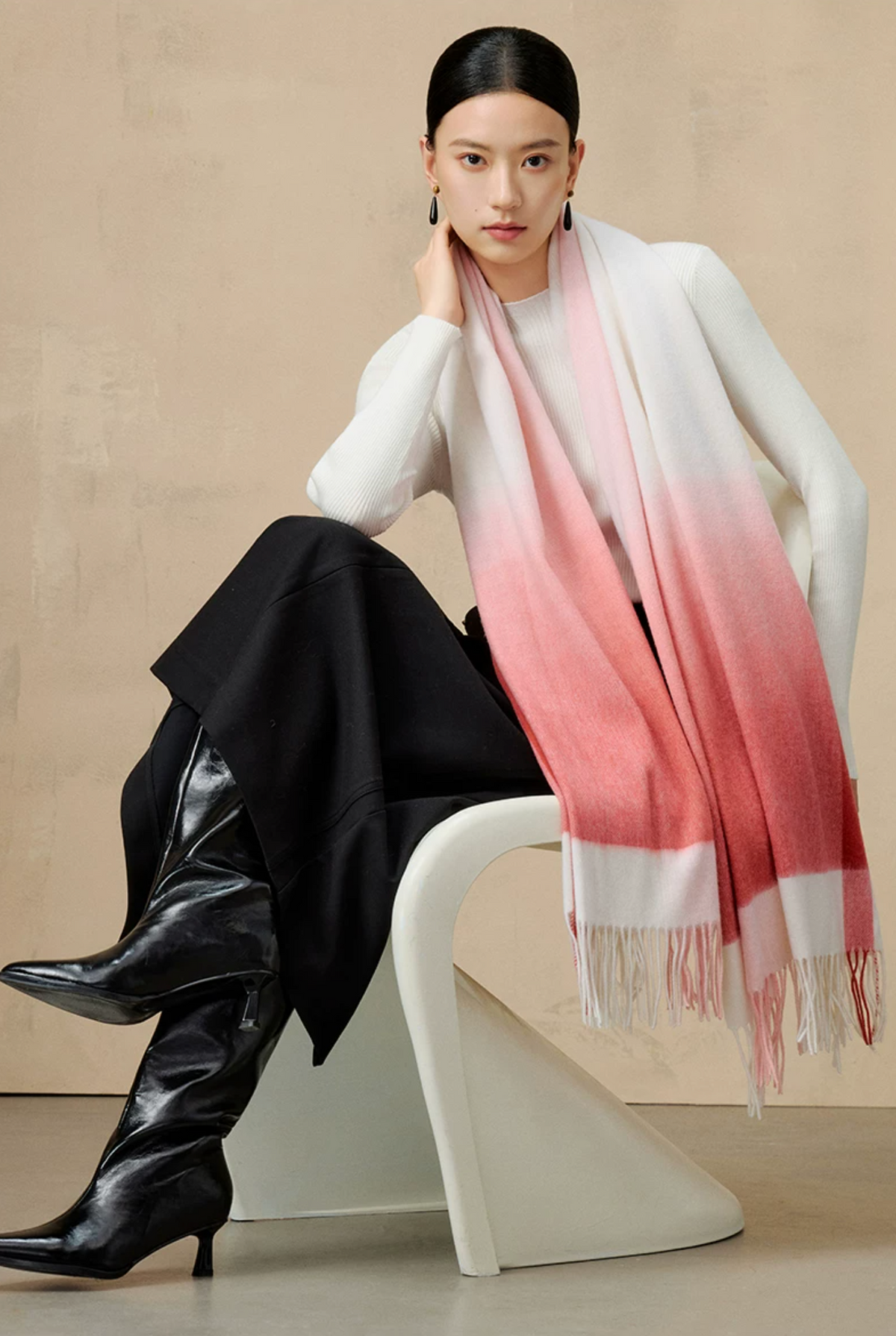 Gradient Dream Check Wool Scarf / Shawl