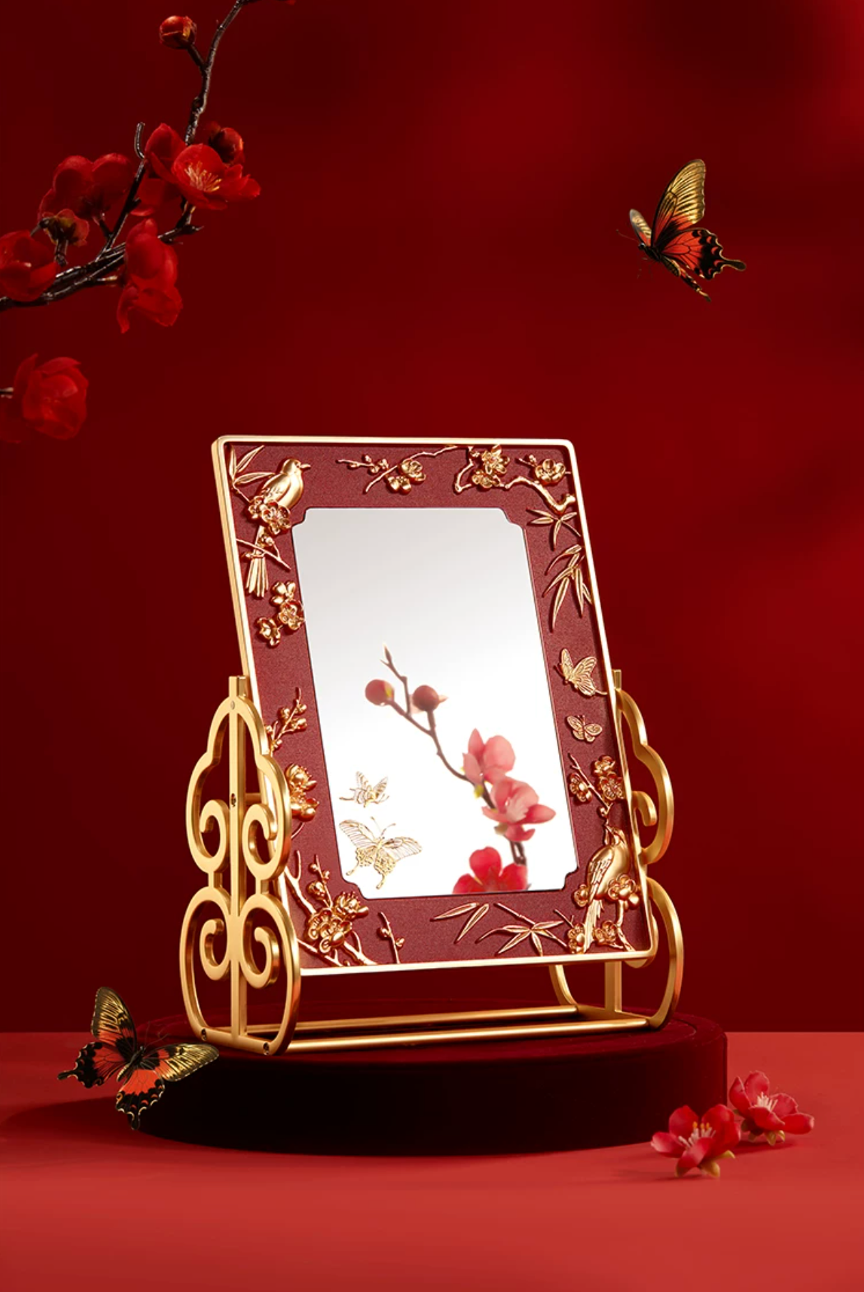 Magpie on Plum Blossom Mirror and Jewellery Box Gift Set