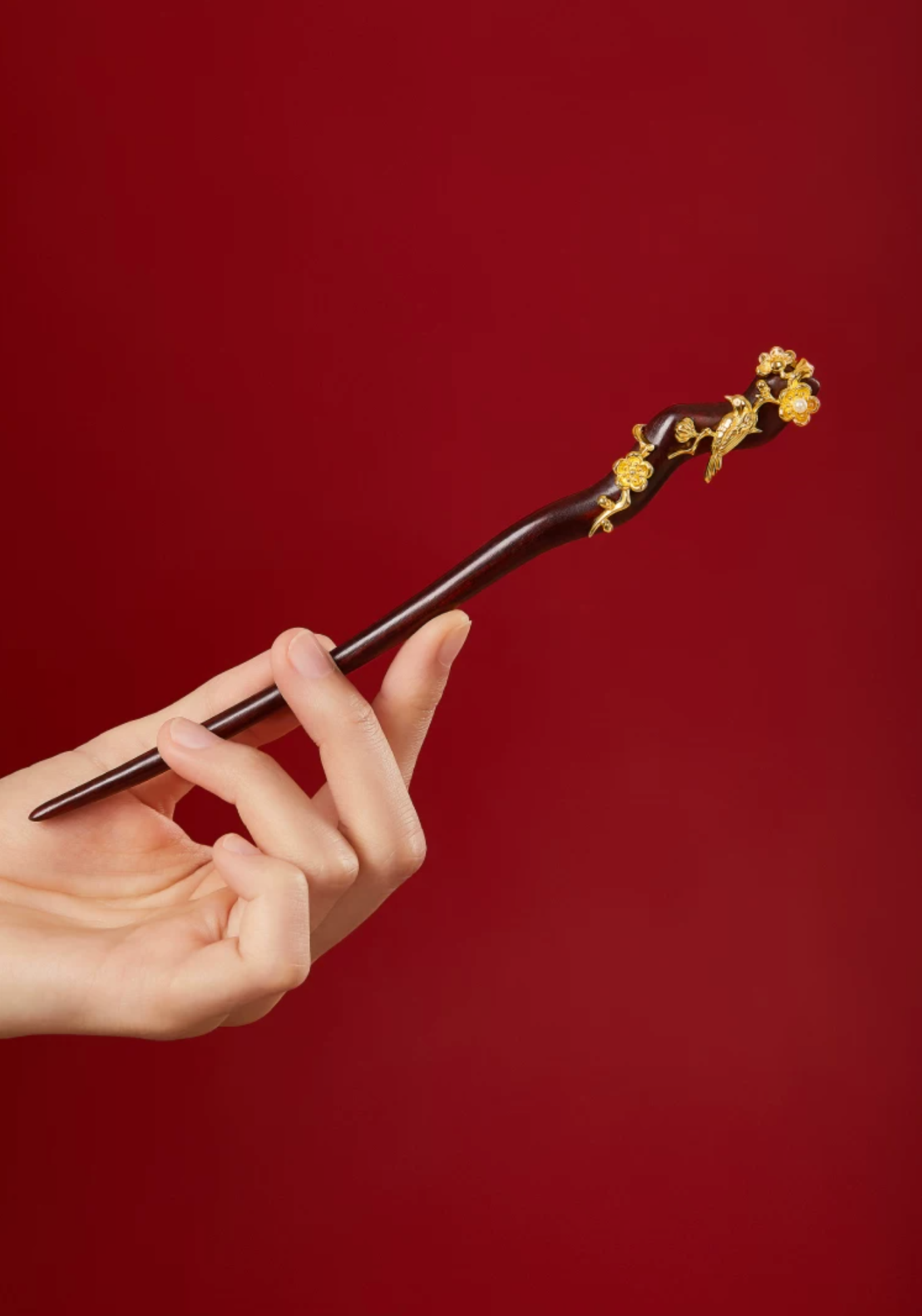 Magpie on Plum Sandalwood Hairpin