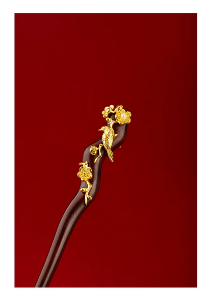 Magpie on Plum Sandalwood Hairpin