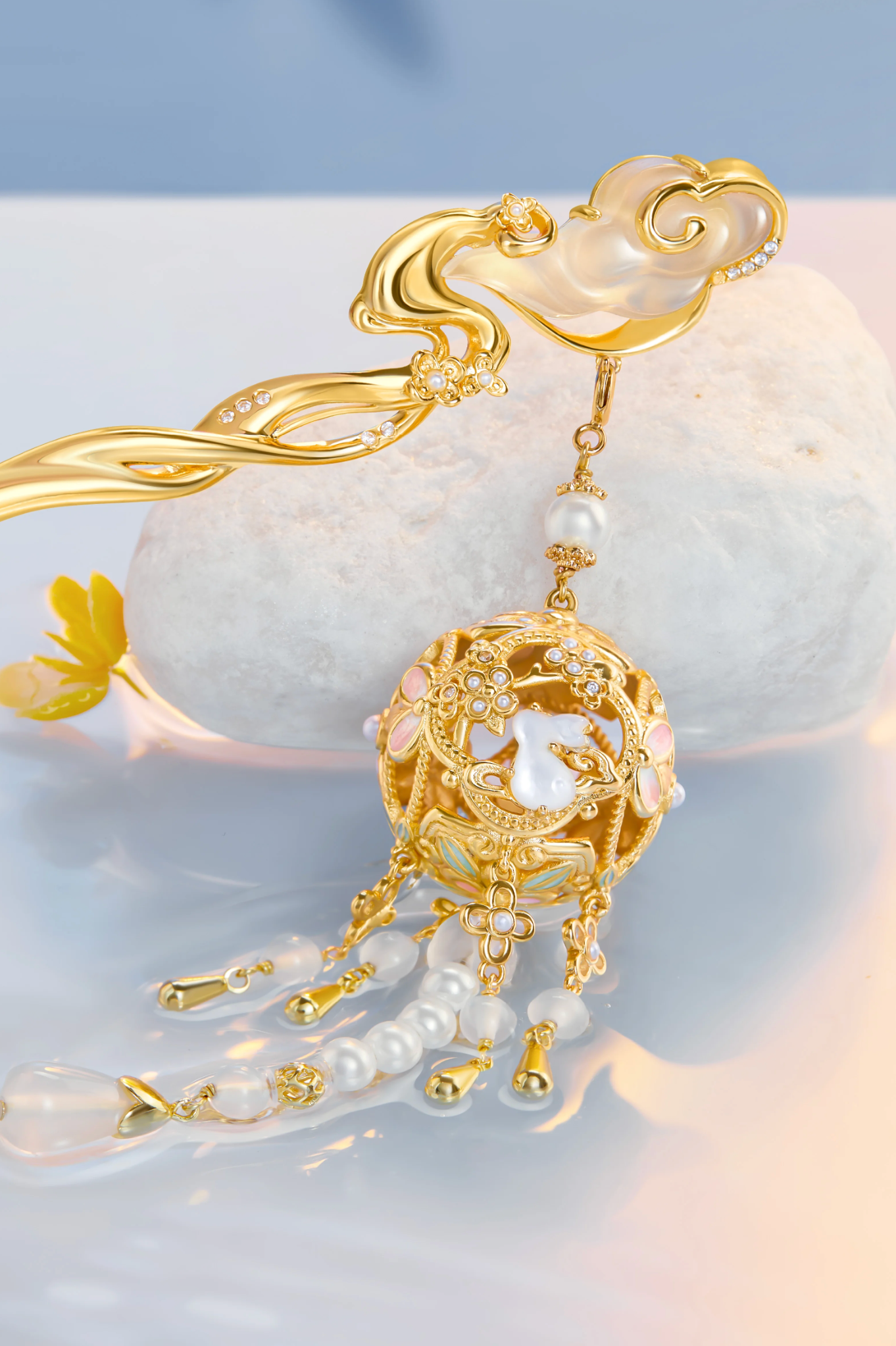 Moon Rabbit Among Clouds Hairpin