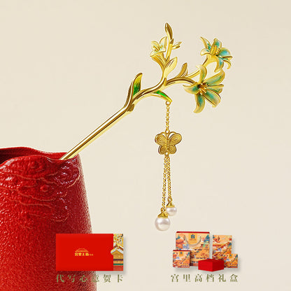 Gathered Dew Lily Pearl Hairpin
