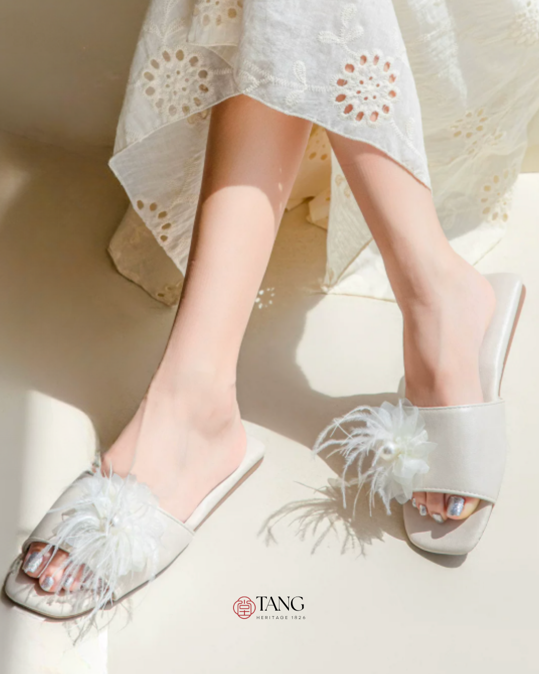 Pearl Plume Feather Women Indoor Slipper