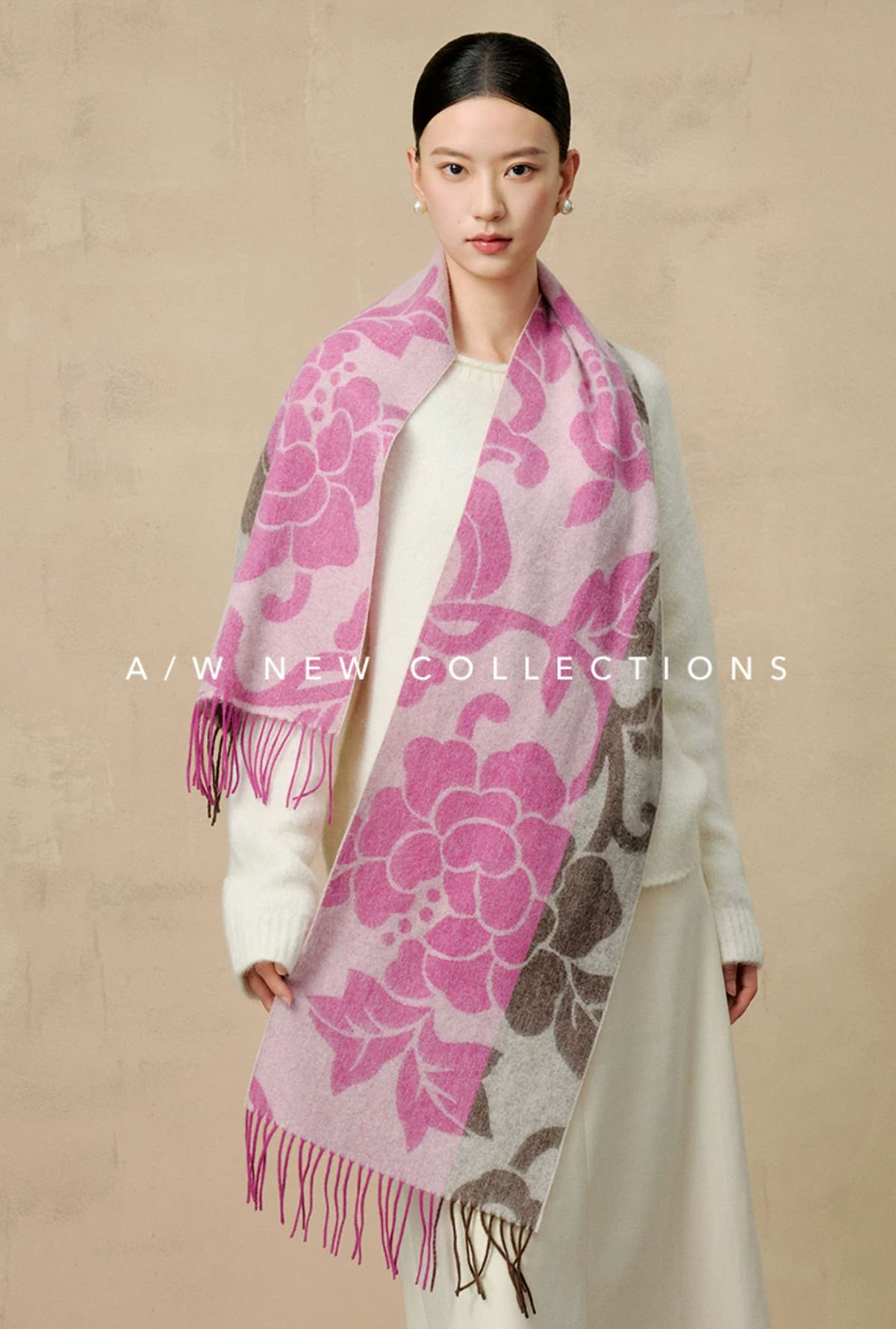 Peony Silhouette Reversible Wool Scarf